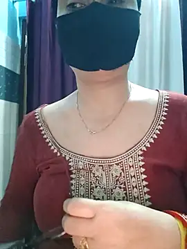 Aishwaryaa 69 online show from October 2025 11:22:01 AM