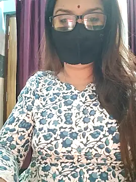 Aishwaryaa 69 online show from November 2025 09:19:02 AM