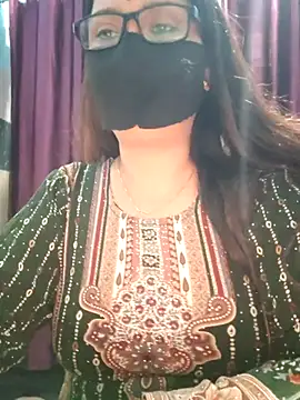 Aishwaryaa 69 online show from November 2025 08:37:01 AM