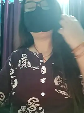 Aishwaryaa 69 online show from November 2025 02:55:02 AM