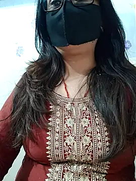 Aishwaryaa 69 online show from March 2026 08:55:02 AM