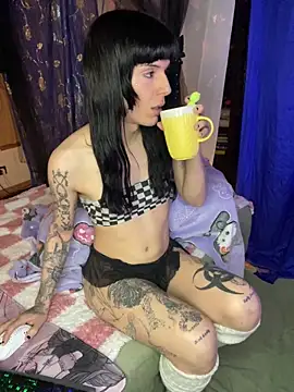 Snapshot of giuli_zerozero chatting on November 2025 07:37:02 PM giuli zerozero online show from November 2025 07:37:02 PM