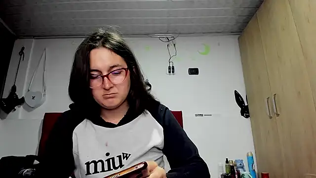 Snapshot of Sweet-Suck69 chatting on January 2025 12:55:02 AM Sweet-Suck69 online show from January 2025 12:55:02 AM