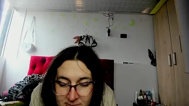 Snapshot of Sweet-Suck69 chatting on January 2025 07:17:02 PM Sweet-Suck69 online show from January 2025 07:17:02 PM