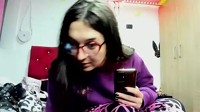 Snapshot of Sweet-Suck69 chatting on January 2025 12:15:01 AM Sweet-Suck69 online show from January 2025 12:15:01 AM