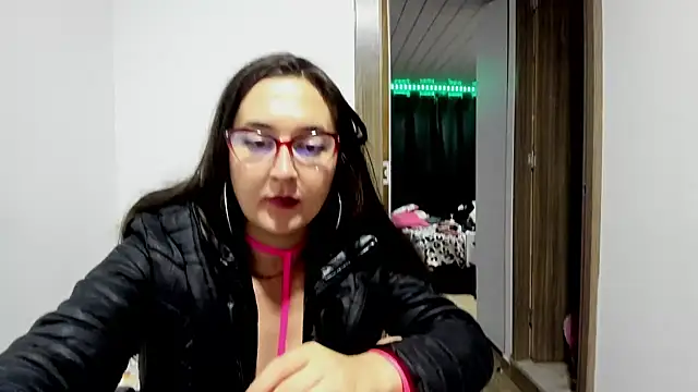 Snapshot of Sweet-Suck69 chatting on February 2025 05:51:02 AM Sweet-Suck69 online show from February 2025 05:51:02 AM