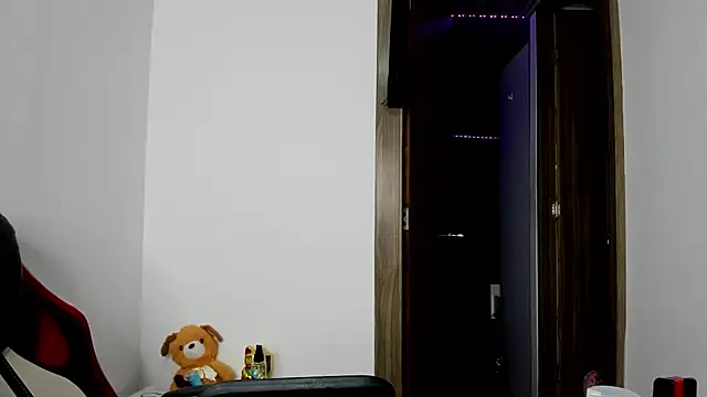 Snapshot of Sweet-Suck69 chatting on February 2025 08:15:02 AM Sweet-Suck69 online show from February 2025 08:15:02 AM