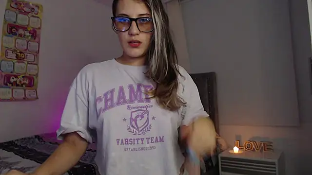 Snapshot of Giia_paiige18 chatting on March 2025 02:16:02 AM Giia paiige18 online show from March 2025 02:16:02 AM