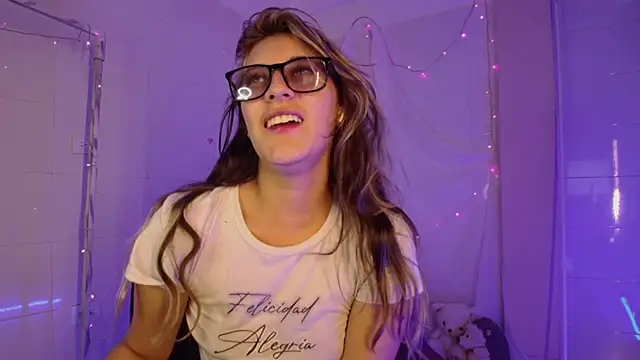 Snapshot of Giia_paiige18 chatting on October 2025 01:47:02 AM Giia paiige18 online show from October 2025 01:47:02 AM