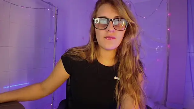 Snapshot of Giia_paiige18 chatting on January 2026 11:19:01 PM Giia paiige18 online show from January 2026 11:19:01 PM