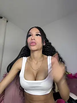 Miaa love6969 online show from May 2026 11:11:01 PM