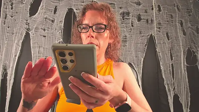 SaraDesirexo online show from October 2025 12:19:02 PM