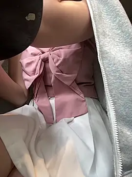 Snapshot of Lami_Mi chatting on March 2025 08:00:01 AM Lami Mi online show from March 2025 08:00:01 AM