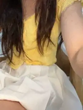 Snapshot of Lami_Mi chatting on March 2026 03:58:01 PM Lami Mi online show from March 2026 03:58:01 PM