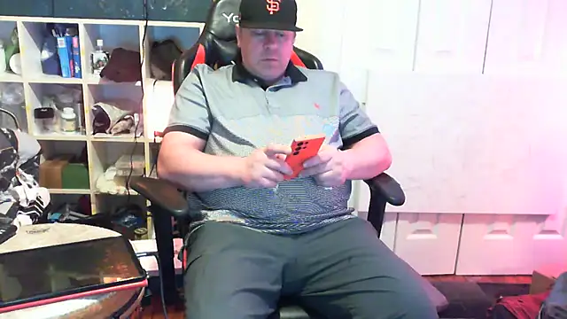 Mic Oxinner online show from September 2025 04:03:02 AM