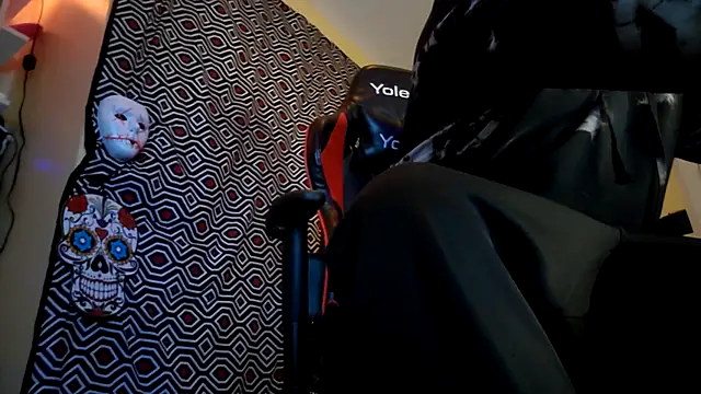 Mic Oxinner online show from October 2025 03:25:03 AM