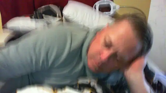 Mic Oxinner online show from October 2025 10:14:01 AM