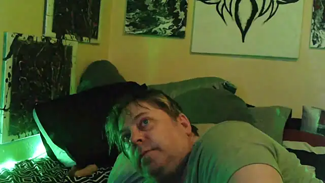 Mic Oxinner online show from February 2026 09:43:01 PM