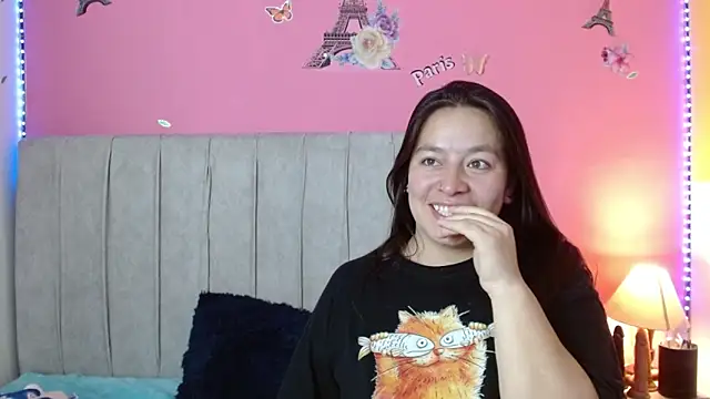 Snapshot of monickhot303av chatting on November 2025 03:18:02 AM monickhot303av online show from November 2025 03:18:02 AM