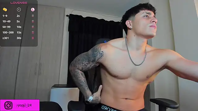 Snapshot of _joansoto chatting on March 2025 01:12:02 PM joansoto online show from March 2025 01:12:02 PM