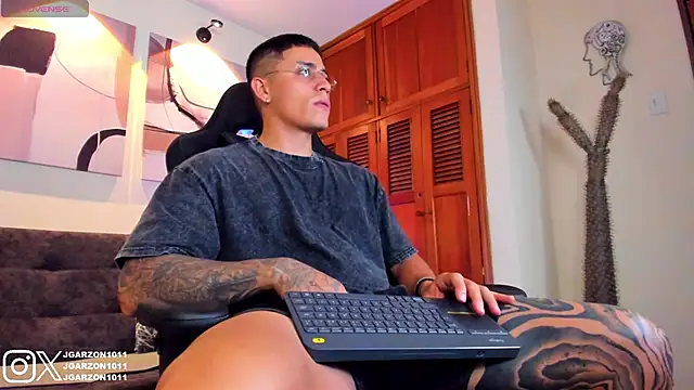 Snapshot of _joansoto chatting on February 2026 12:56:02 PM joansoto online show from February 2026 12:56:02 PM