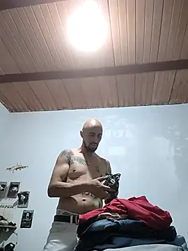 Snapshot of fire_menxxx001 chatting on May 2026 12:27:02 AM fire menxxx001 online show from May 2026 12:27:02 AM