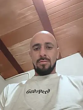 Snapshot of fire_menxxx001 chatting on May 2026 02:33:02 PM fire menxxx001 online show from May 2026 02:33:02 PM