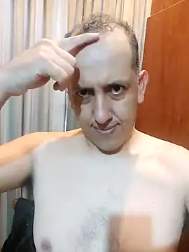 Snapshot of carozi chatting on January 2025 11:23:01 PM carozi online show from January 2025 11:23:01 PM