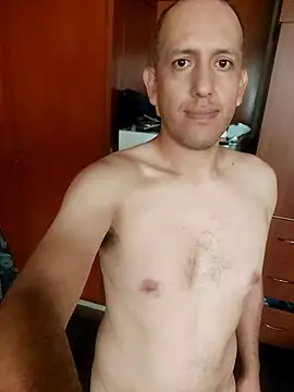 Snapshot of carozi chatting on March 2025 12:43:01 PM carozi online show from March 2025 12:43:01 PM