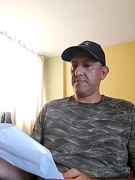 Snapshot of carozi chatting on March 2025 05:07:01 PM carozi online show from March 2025 05:07:01 PM