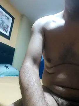 Snapshot of carozi chatting on March 2025 05:09:01 PM carozi online show from March 2025 05:09:01 PM