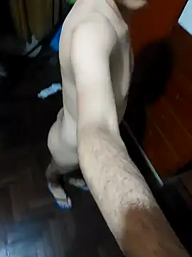 Snapshot of carozi chatting on September 2025 11:04:02 PM carozi online show from September 2025 11:04:02 PM