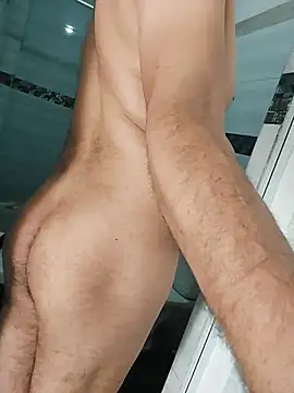 Snapshot of carozi chatting on October 2025 08:09:02 PM carozi online show from October 2025 08:09:02 PM