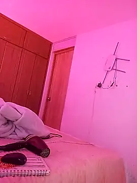 Snapshot of FREYJA- chatting on February 2025 07:58:02 PM FREYJA- online show from February 2025 07:58:02 PM