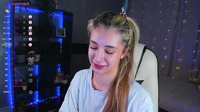 DarlaLike online show from March 2025 07:37:01 AM