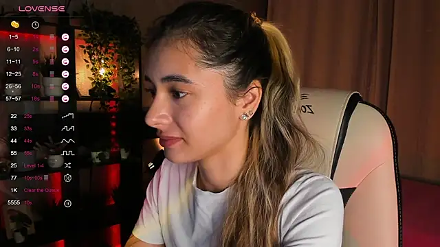 DarlaLike online show from September 2025 04:11:02 AM