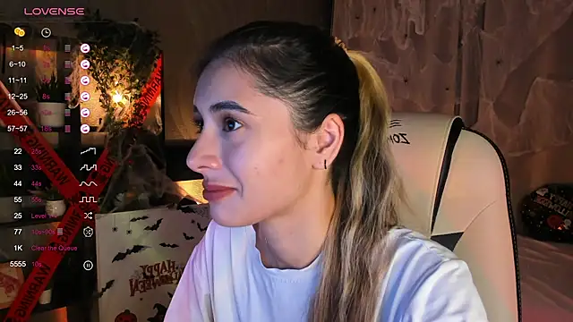 DarlaLike online show from October 2025 04:04:01 AM