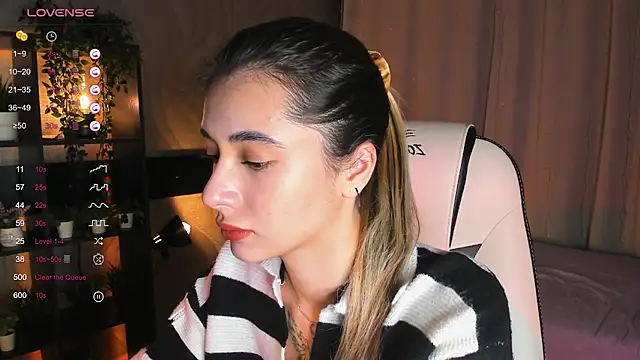 DarlaLike online show from December 2025 03:38:02 AM