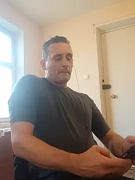 Viause Kentauelle online show from February 2025 01:32:01 PM