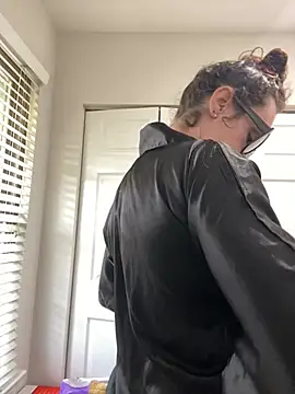 mrs  unknown online show from March 2026 04:07:02 PM