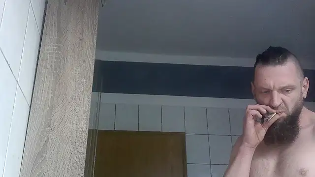 Snapshot of donhulio482 chatting on November 2025 02:40:02 PM donhulio482 online show from November 2025 02:40:02 PM