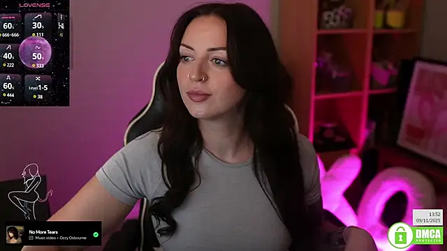 Snapshot of Billiexxox chatting on November 2025 01:53:02 PM Billiexxox online show from November 2025 01:53:02 PM