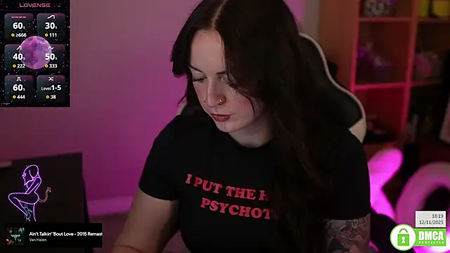 Snapshot of Billiexxox chatting on November 2025 06:19:02 PM Billiexxox online show from November 2025 06:19:02 PM