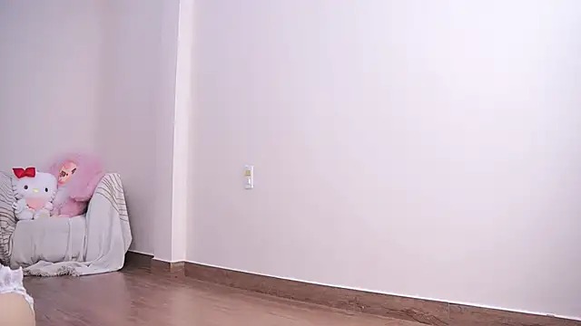 Miuzxc online show from March 2025 04:14:01 AM