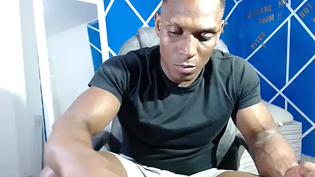 Snapshot of alexander_megan chatting on January 2025 04:07:01 AM alexander megan online show from January 2025 04:07:01 AM