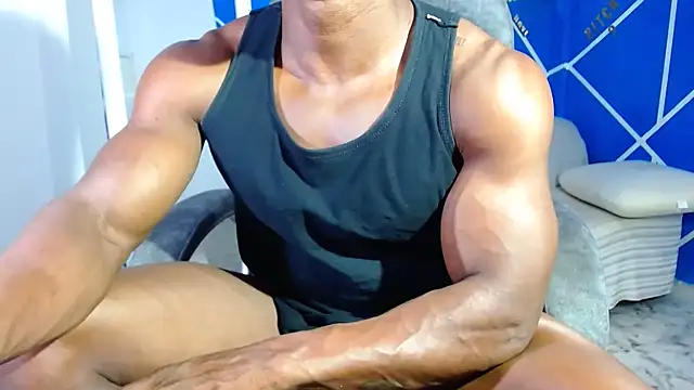 Snapshot of alexander_megan chatting on January 2025 03:53:01 AM alexander megan online show from January 2025 03:53:01 AM