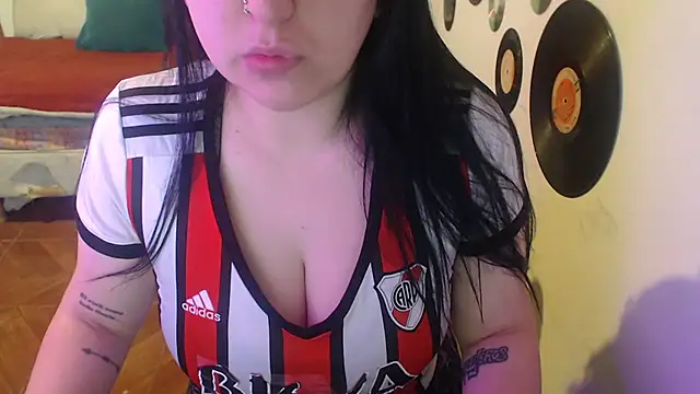 Snapshot of lady_rolinga chatting on September 2025 12:20:01 PM lady rolinga online show from September 2025 12:20:01 PM