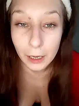 Snapshot of Marye_sony chatting on November 2025 08:56:01 PM Marye sony online show from November 2025 08:56:01 PM