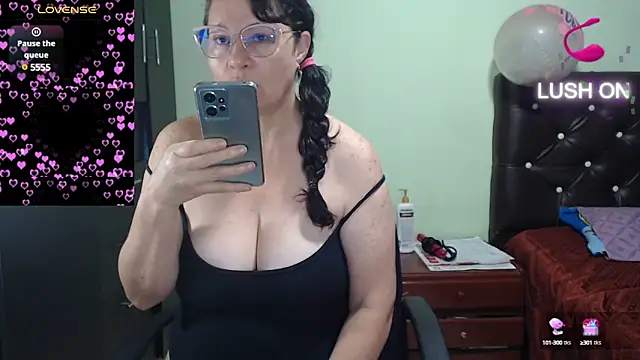 hairyglad69 online show from February 2025 02:20:02 PM