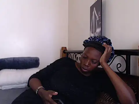 Sweet Bear online show from February 2025 08:51:02 AM